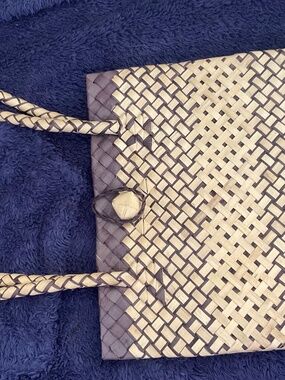 Vintage woven purse